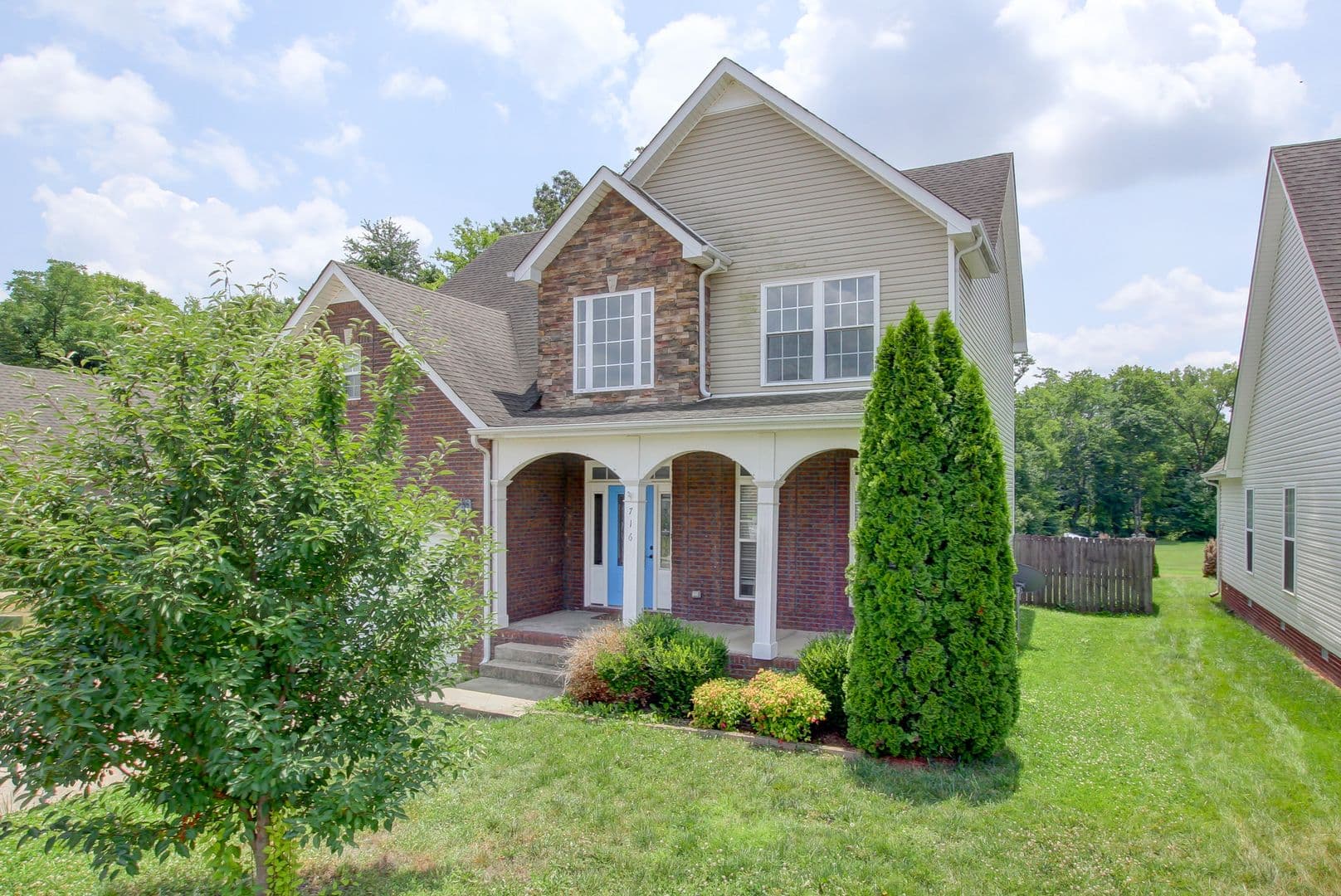 Clarksville House: 716 Cavalier Drive