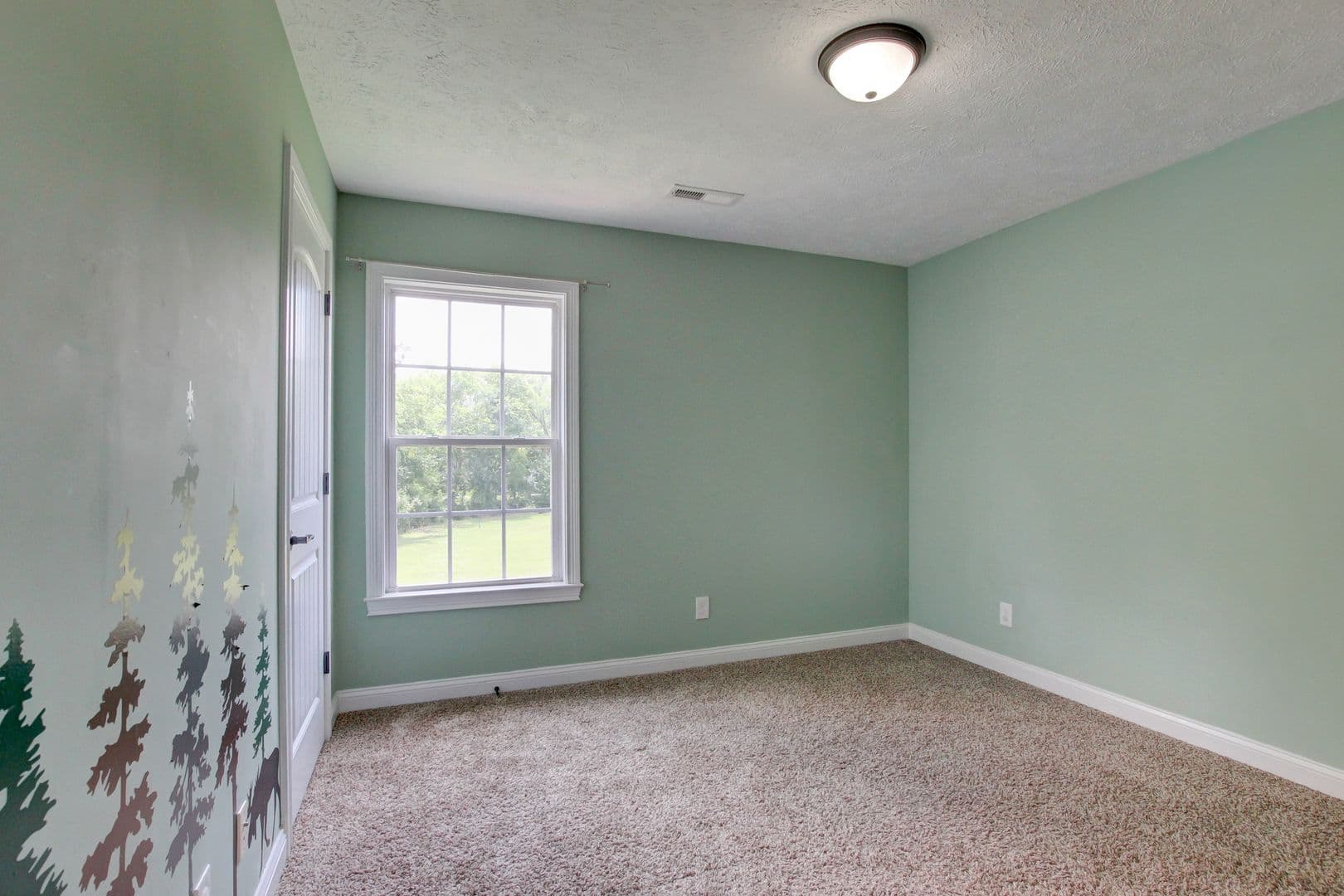 Clarksville House: 716 Cavalier Drive