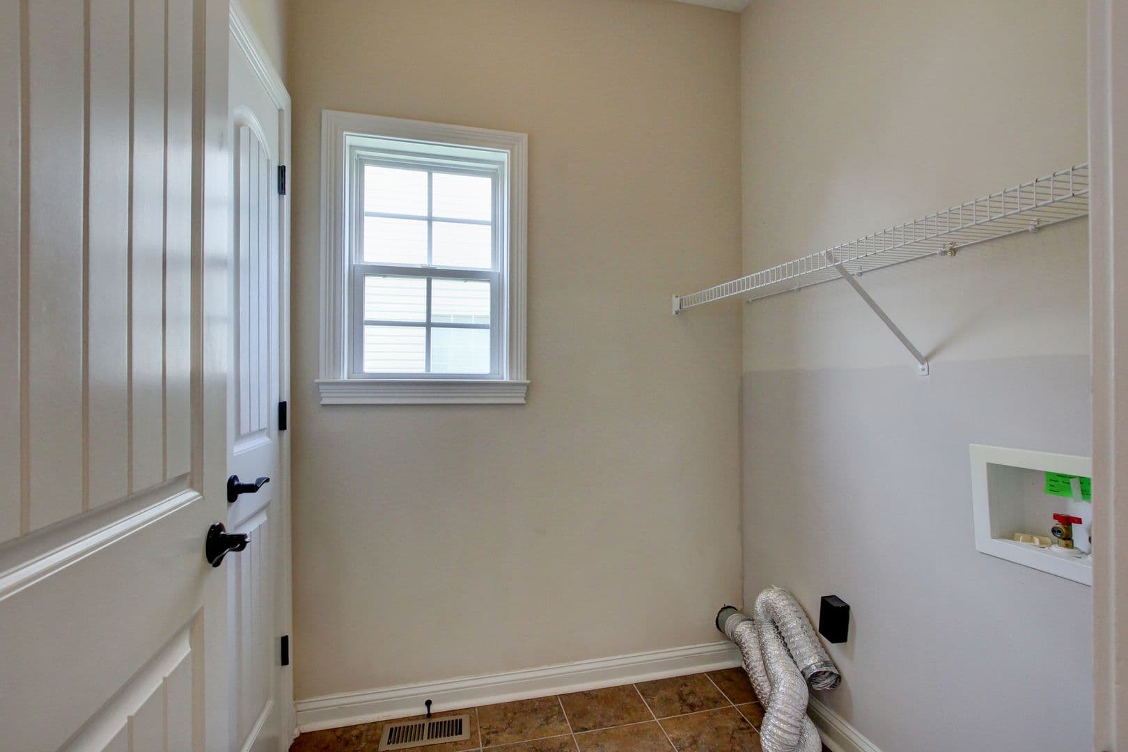 Clarksville House: 716 Cavalier Drive