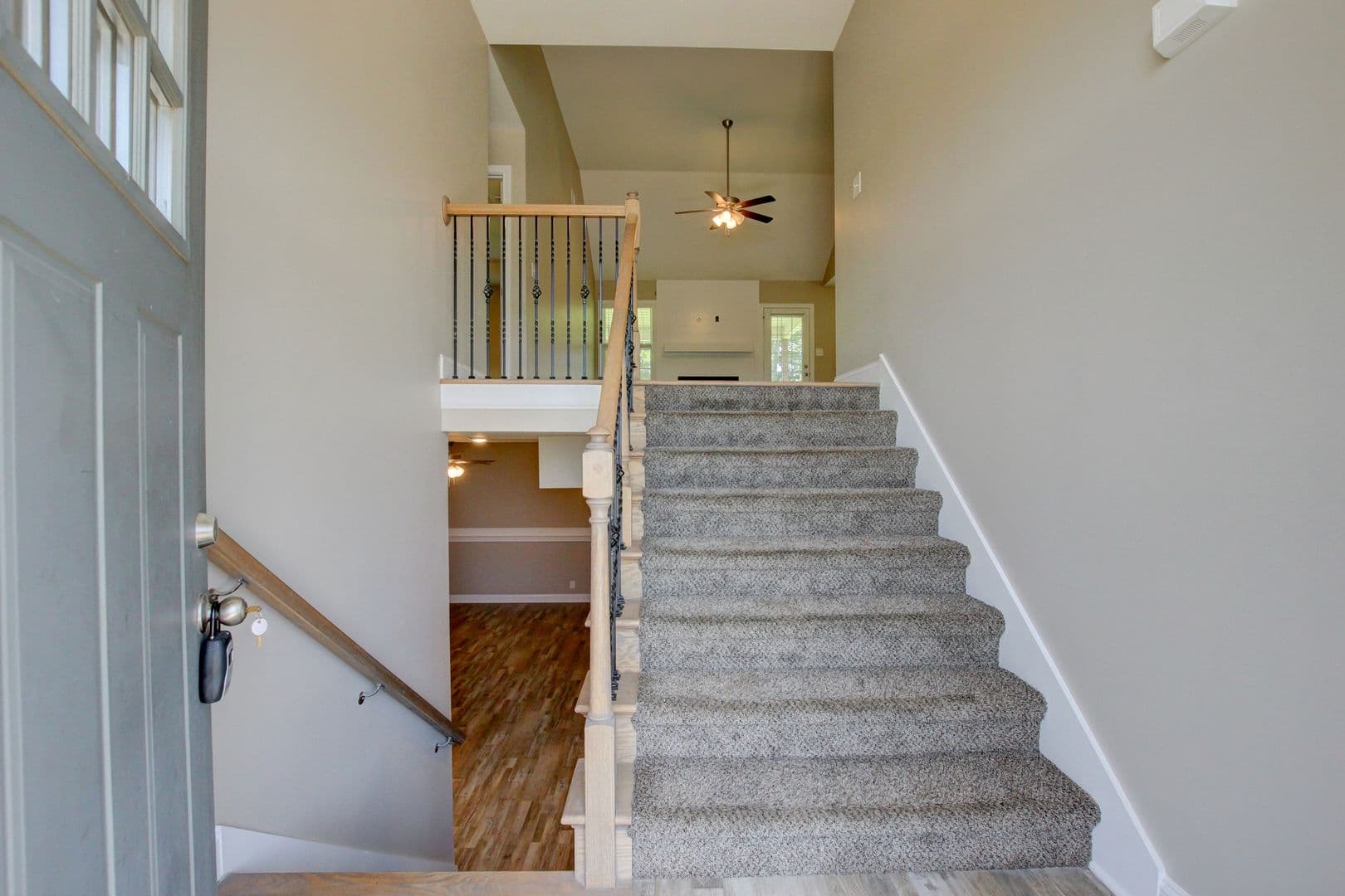 Clarksville House: 1121 Cardinal Creek Drive