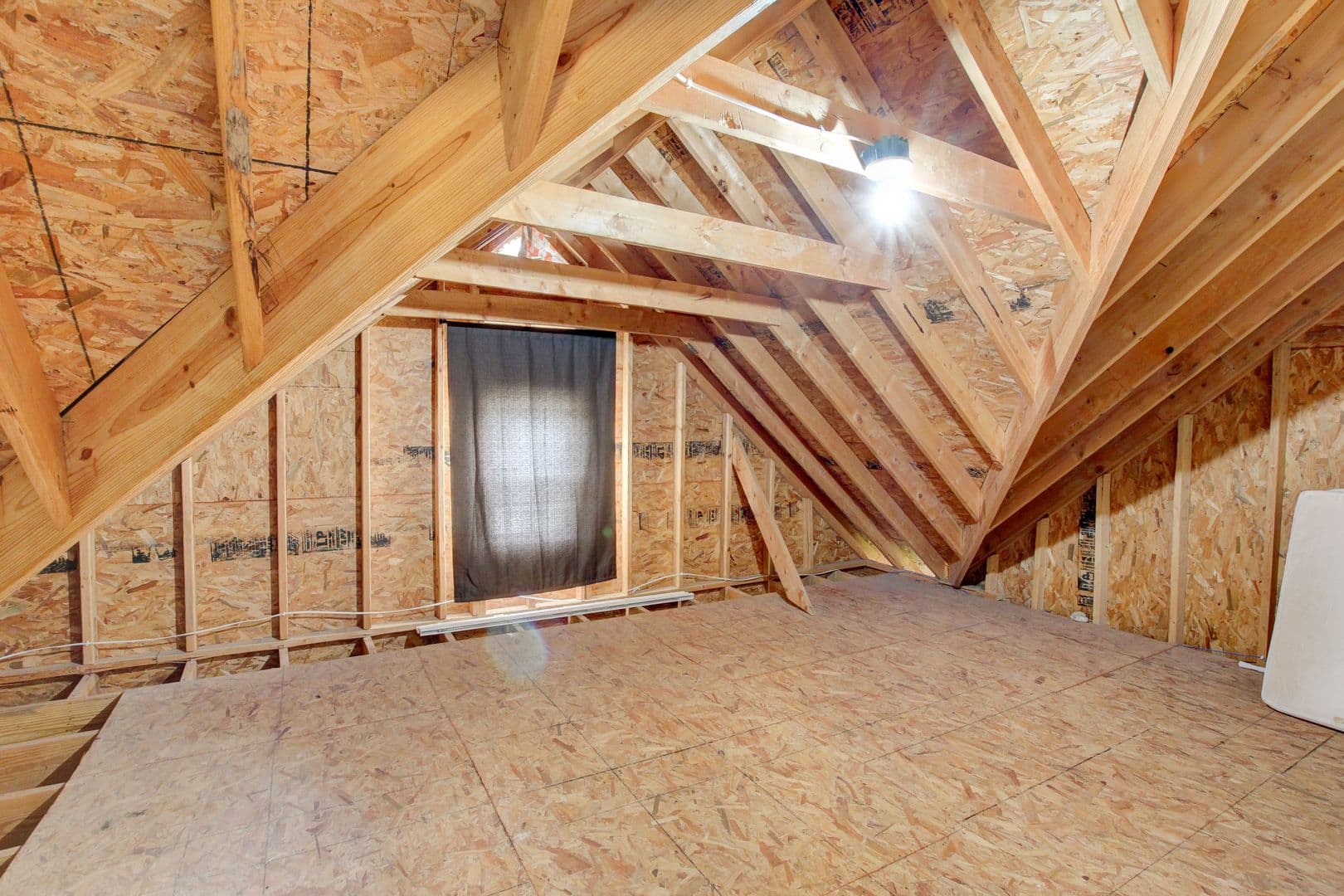 Clarksville House: 716 Cavalier Drive