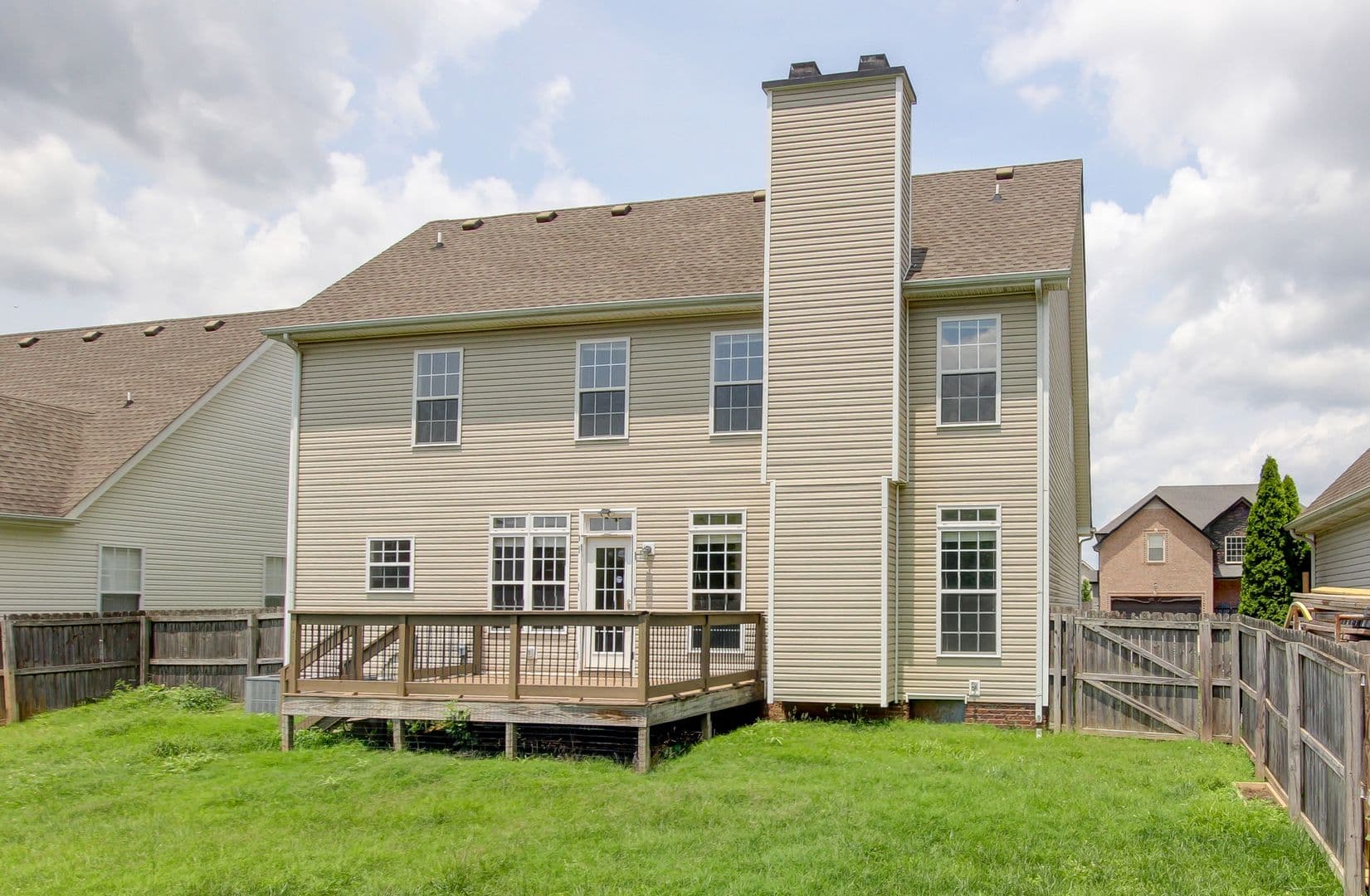 Clarksville House: 716 Cavalier Drive