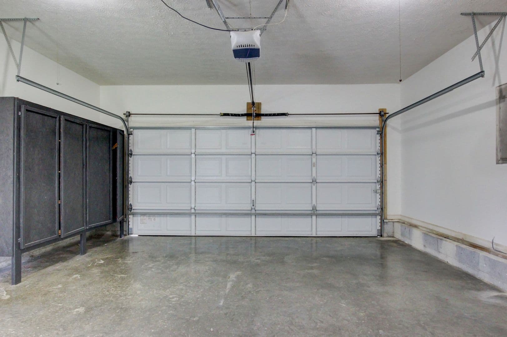 Clarksville House: 180 Kings Deer Drive