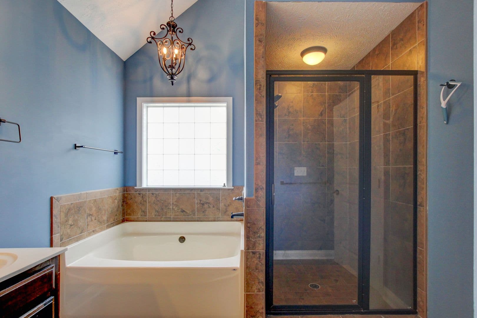 Clarksville House: 716 Cavalier Drive