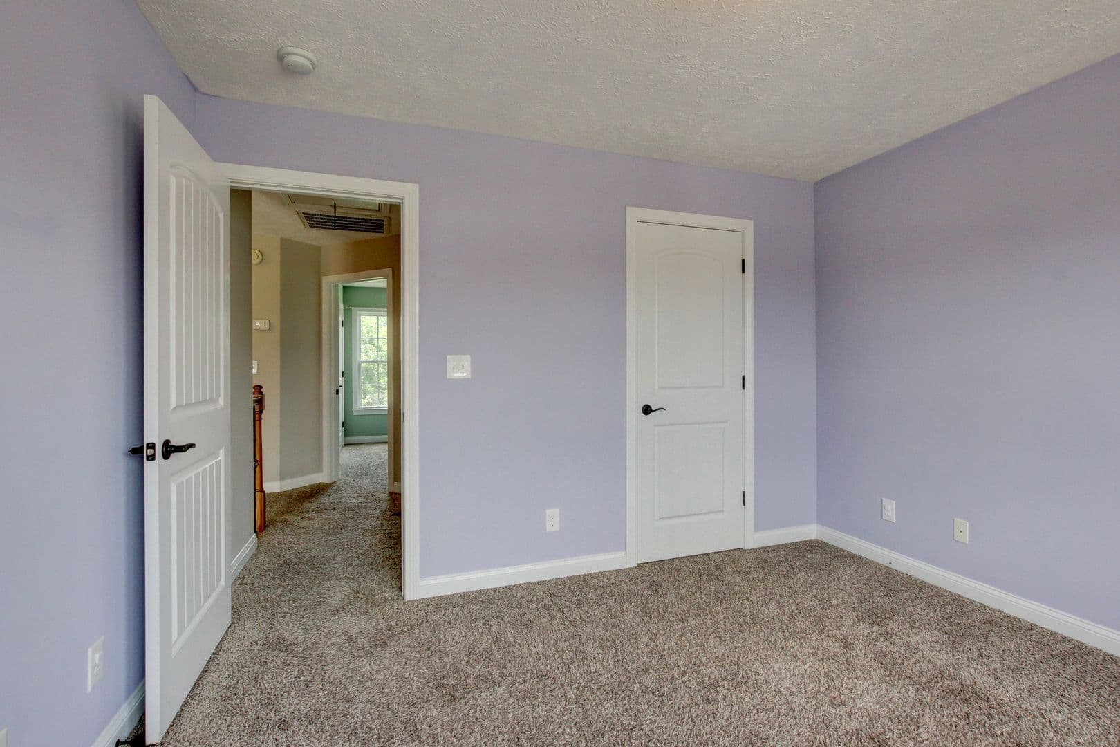 Clarksville House: 716 Cavalier Drive