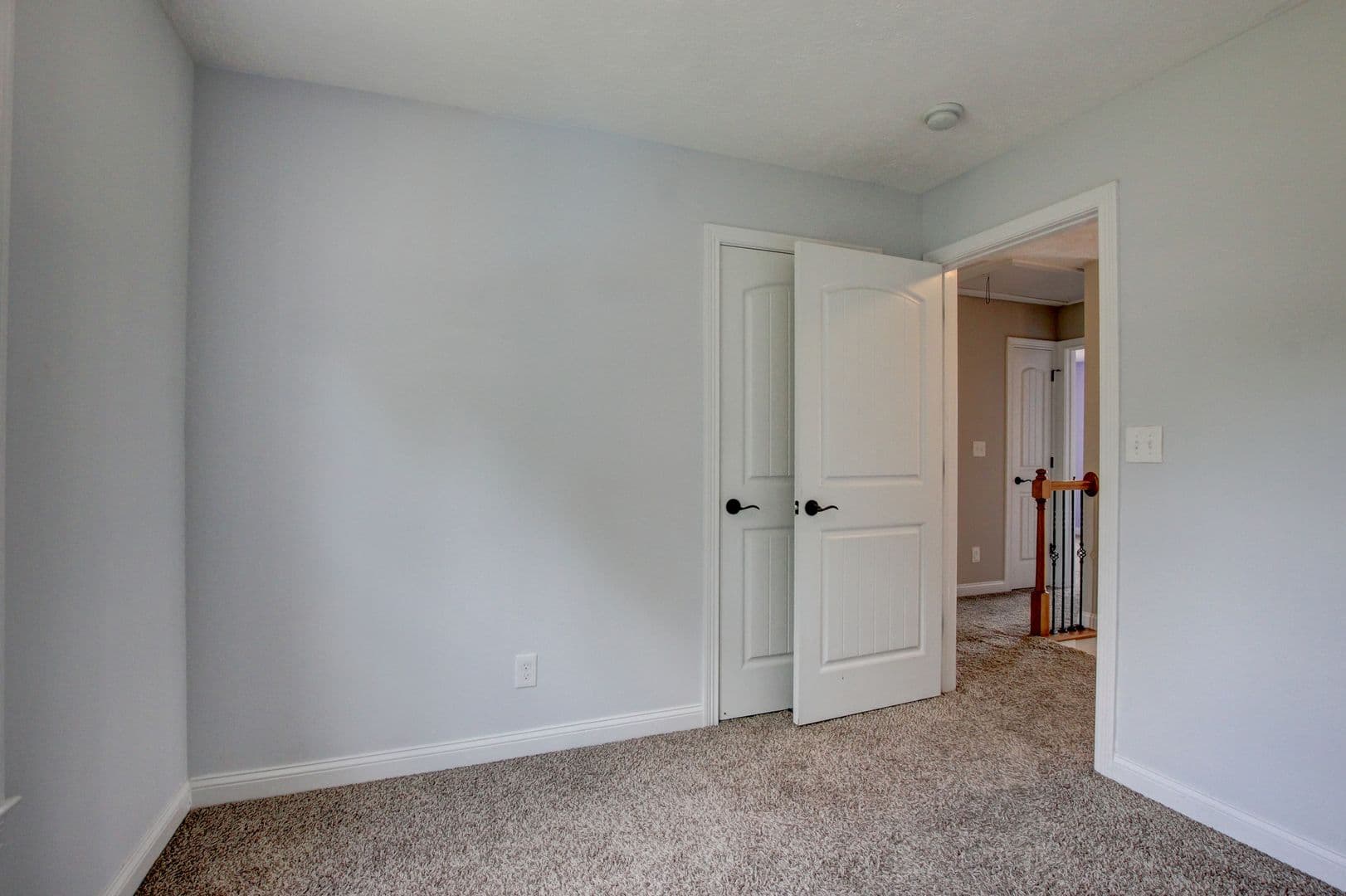 Clarksville House: 716 Cavalier Drive