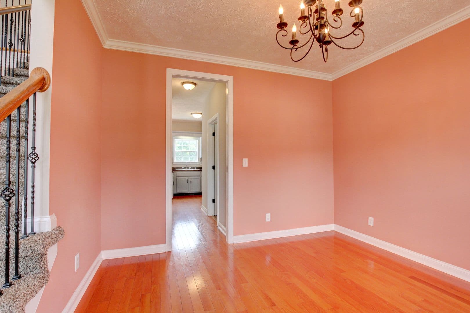 Clarksville House: 716 Cavalier Drive