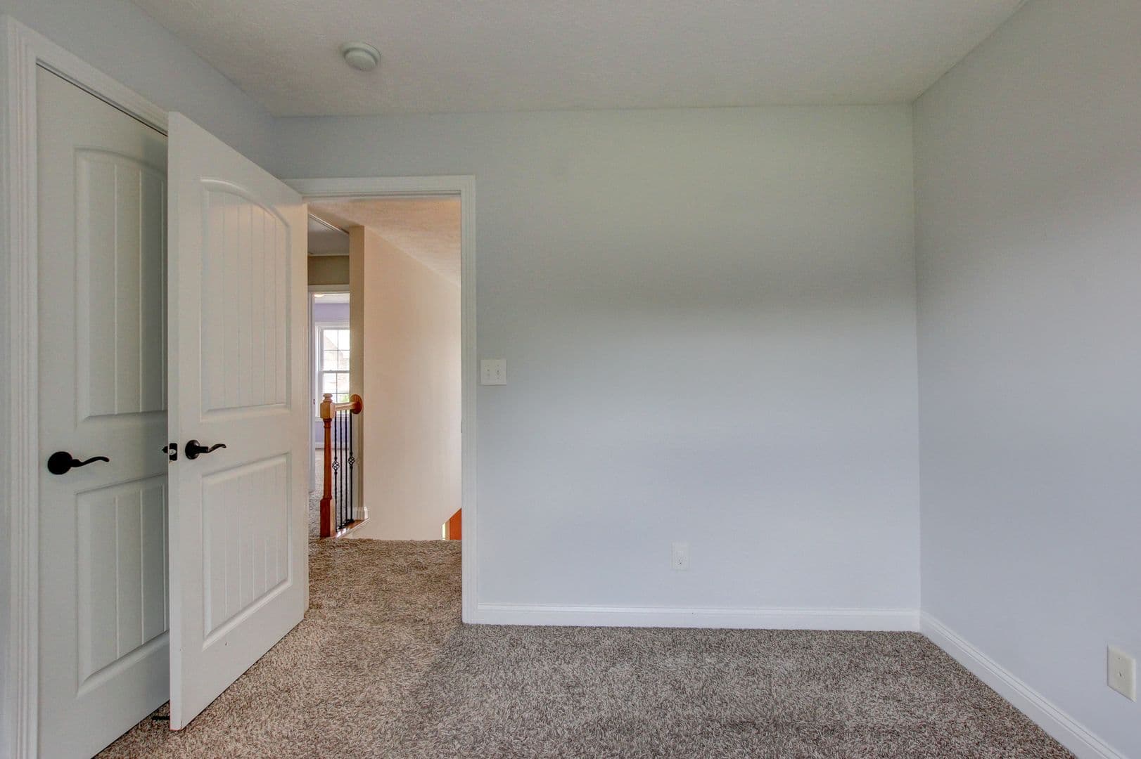 Clarksville House: 716 Cavalier Drive