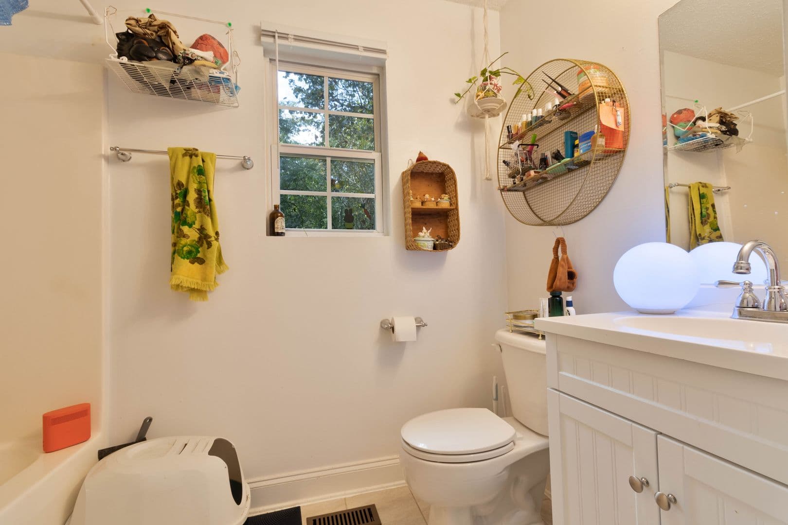 Athens House: 162 Herring Street