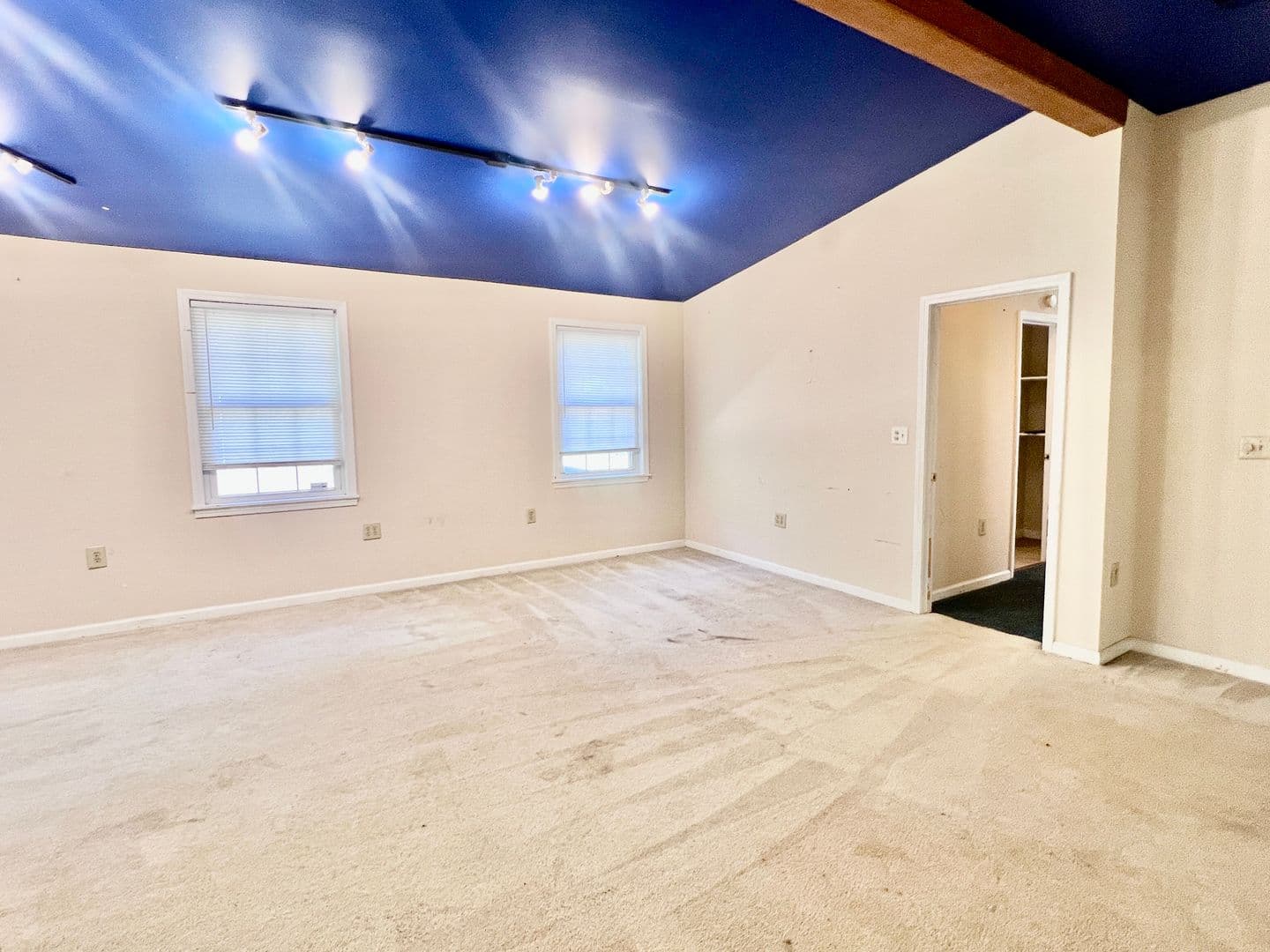 Athens House: 112 Cherry Lane
