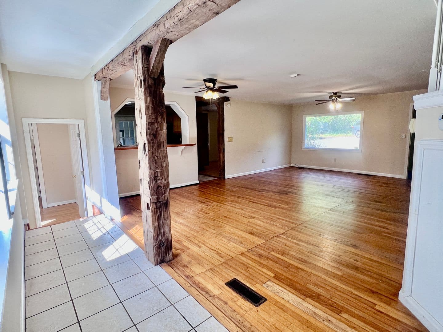 Athens House: 112 Cherry Lane