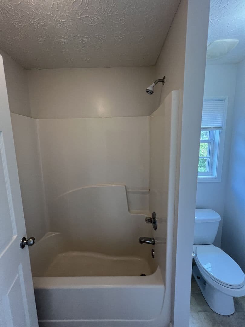 Athens Apartment: 390 Hawthorne Extension