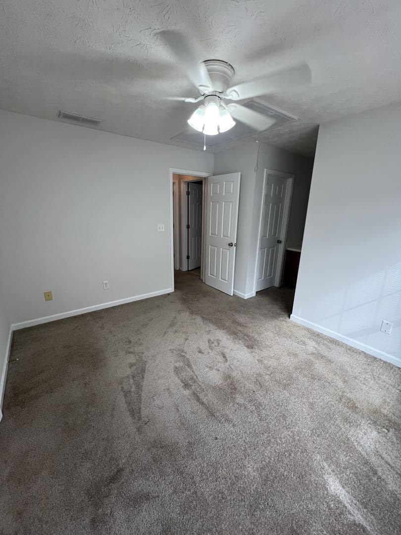 Athens Apartment: 390 Hawthorne Extension