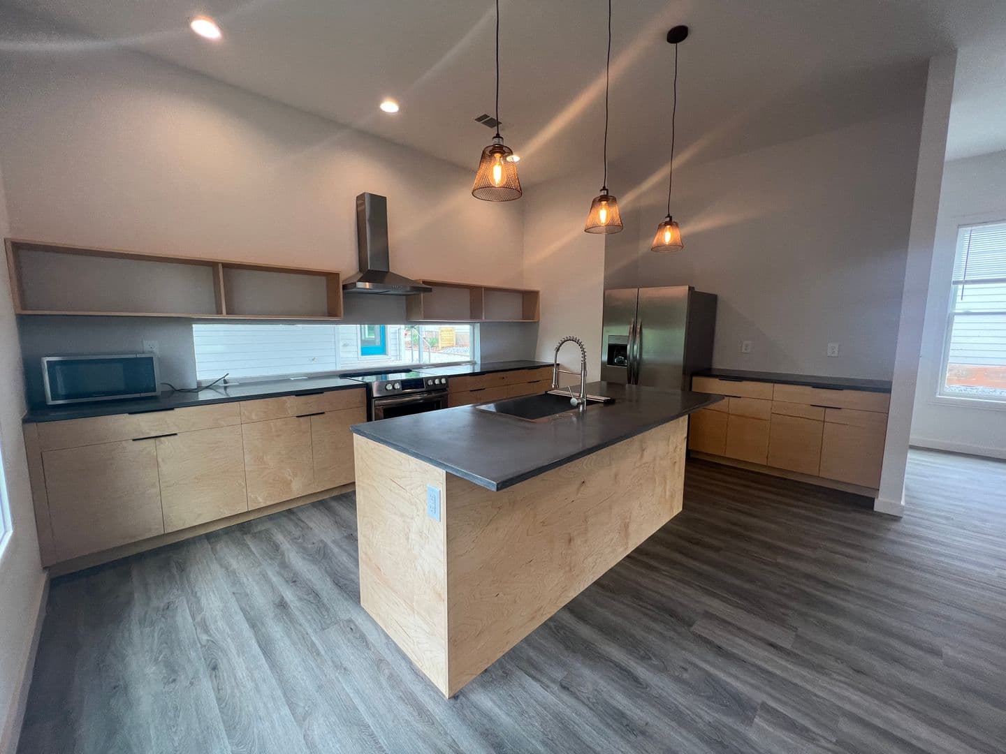 Athens Apartment: 213-221 North Avenue
