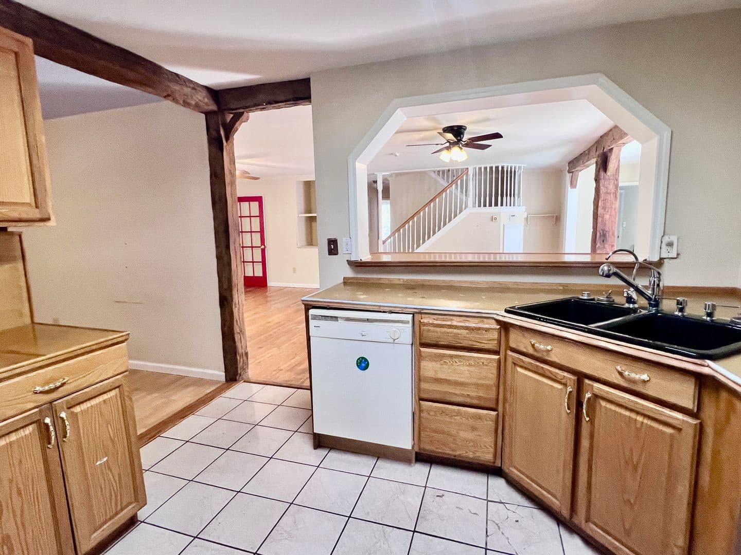 Athens House: 112 Cherry Lane