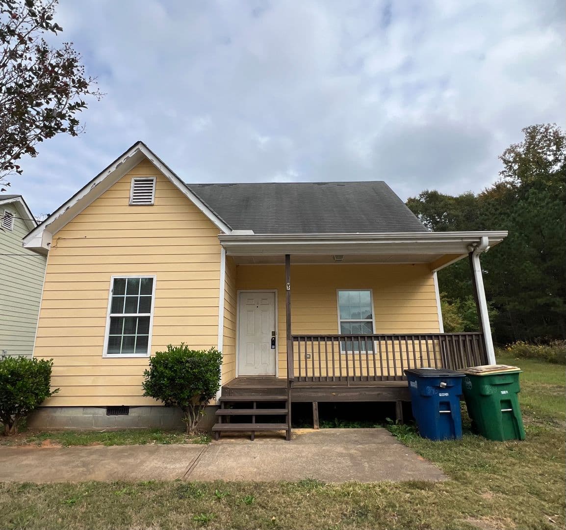 Athens Apartment: 390 Hawthorne Extension