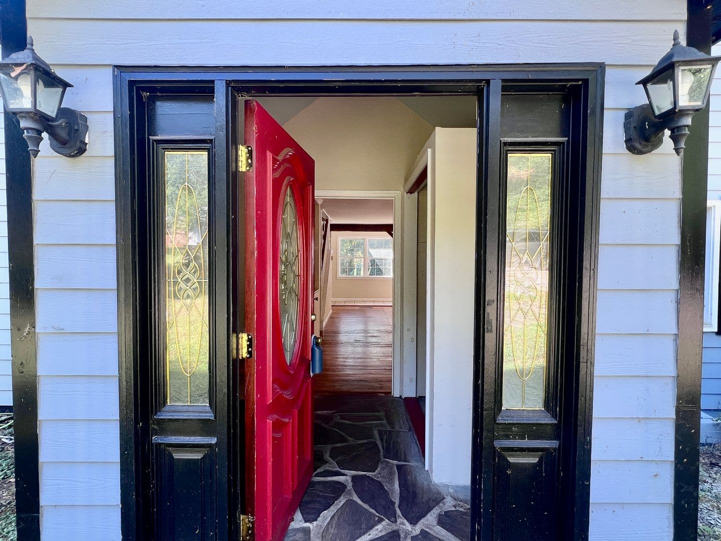 Athens House: 112 Cherry Lane