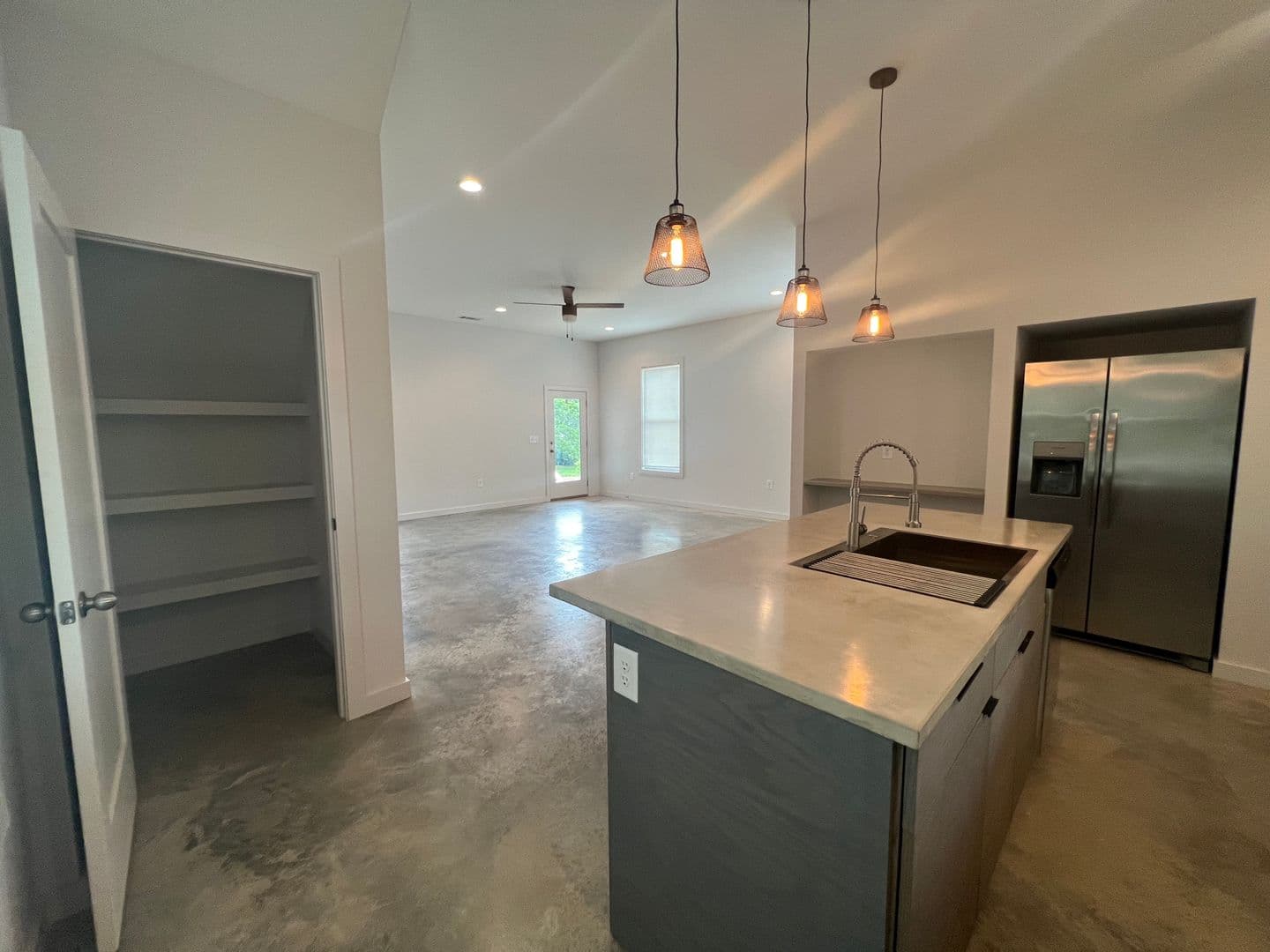 Athens Apartment: 213-221 North Avenue