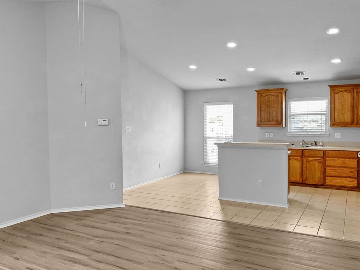 Fort Worth House: 6521 Regina Dr