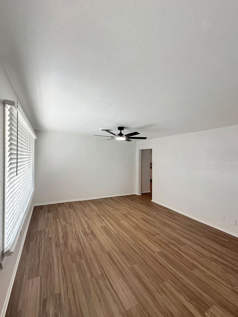 Fort Worth House: 8016 Wyatt Dr