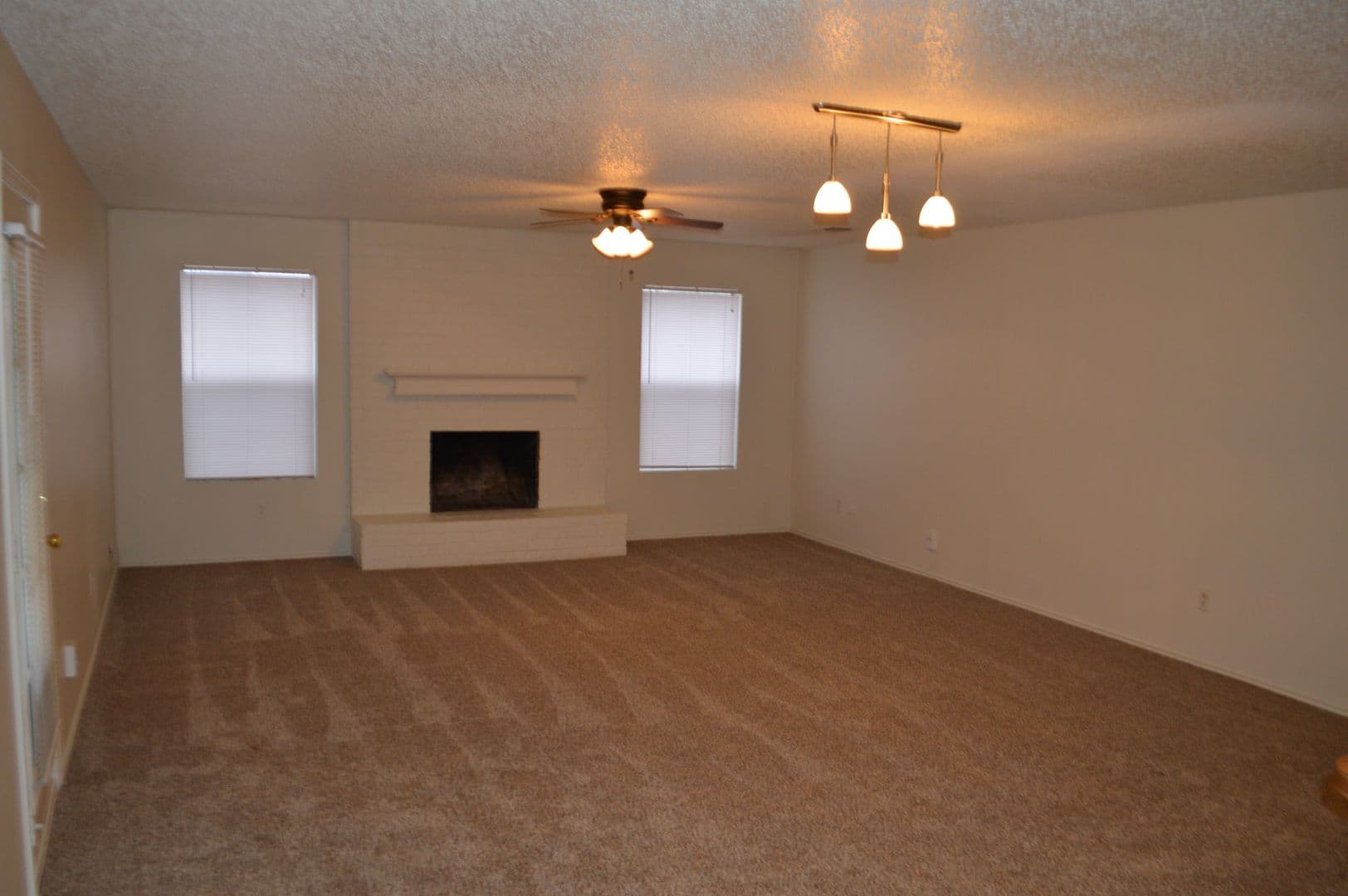 Edgecliff Village House: 6312 Cliffside Dr