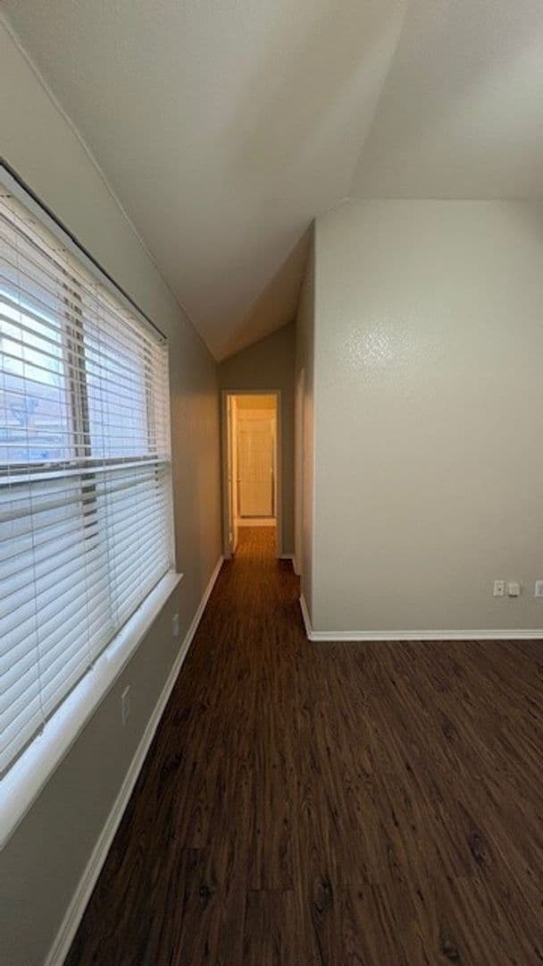 Arlington House: 6602 Sandgate Dr