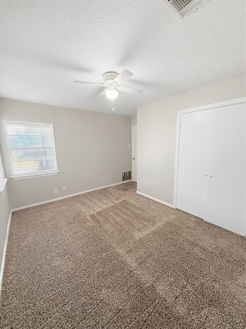 Fort Worth House: 3520 Western Ave