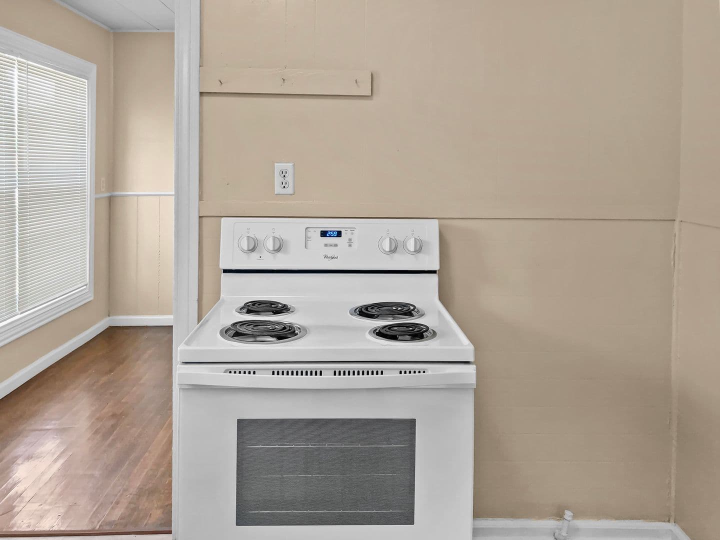 Fort Worth House: 3800 Frazier Ave