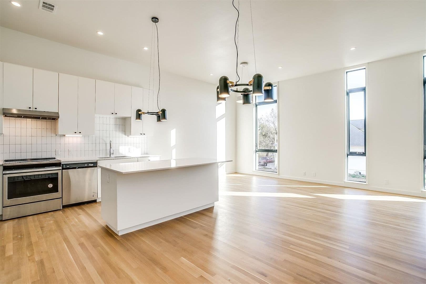 Fort Worth Townhome: 444 W. Morphy St