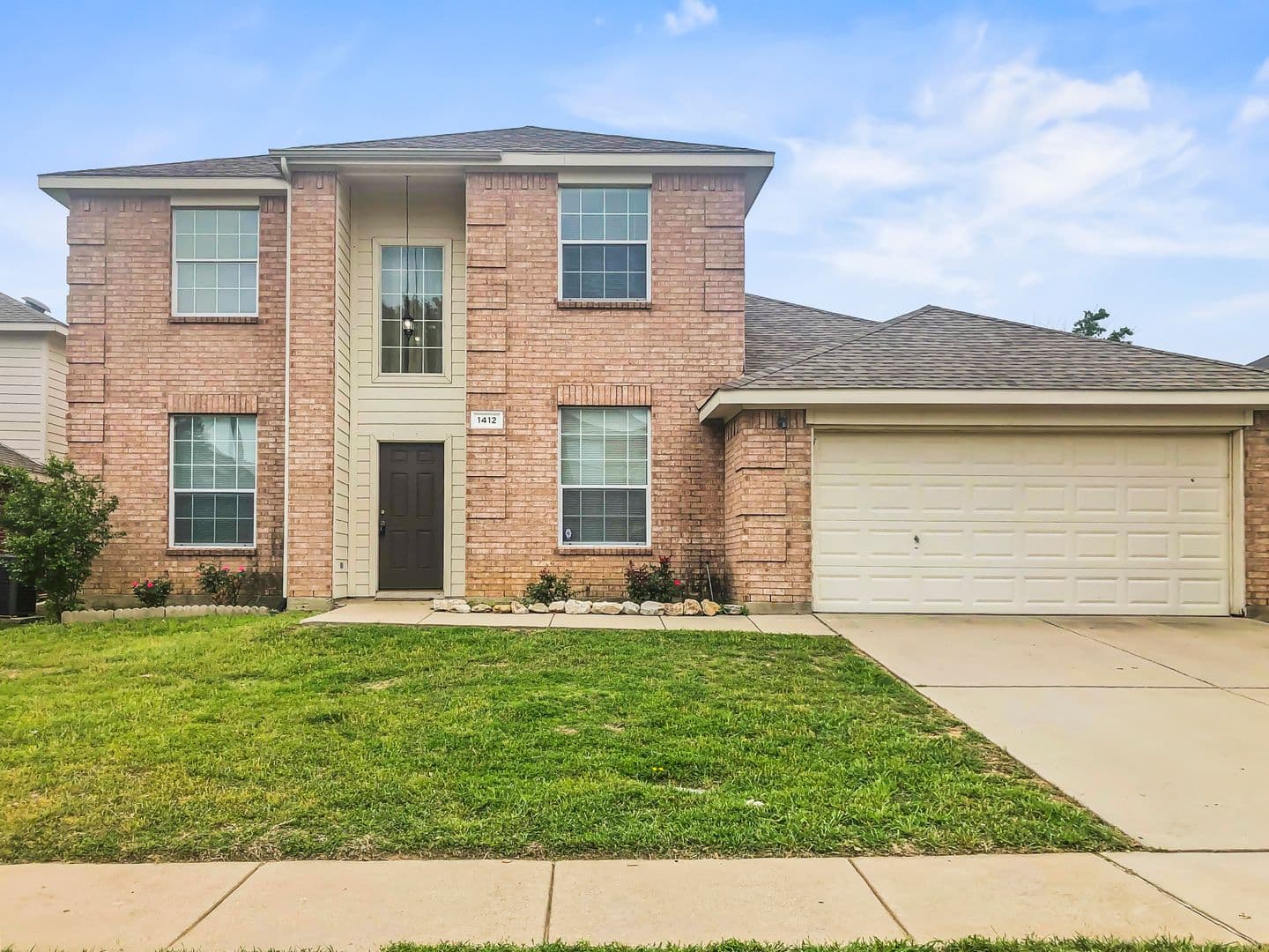 Fort Worth House: 1412 Pheasant Run Trail