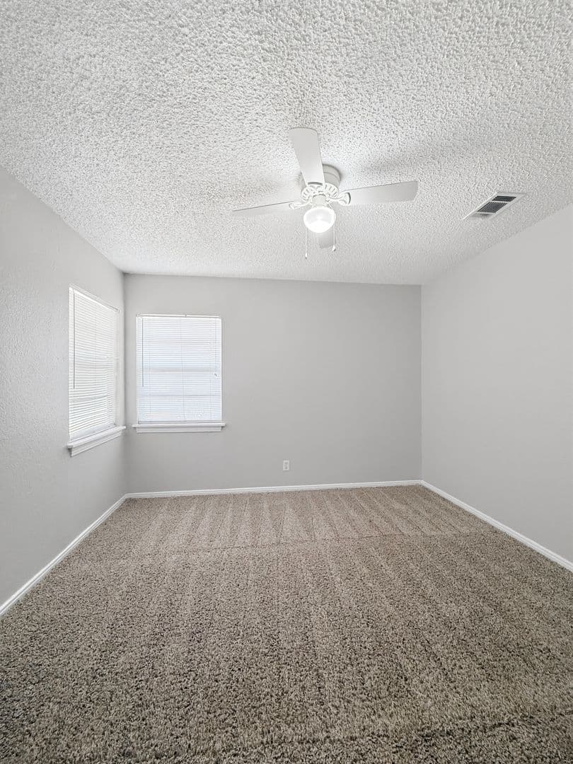 Fort Worth House: 3520 Western Ave
