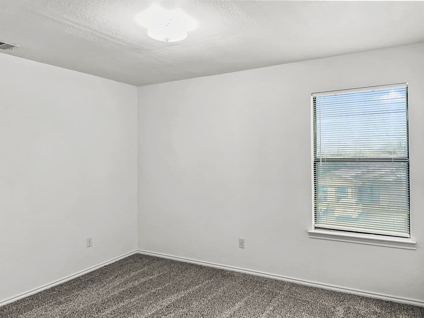 Arlington House: 4100 Green Acres Cir