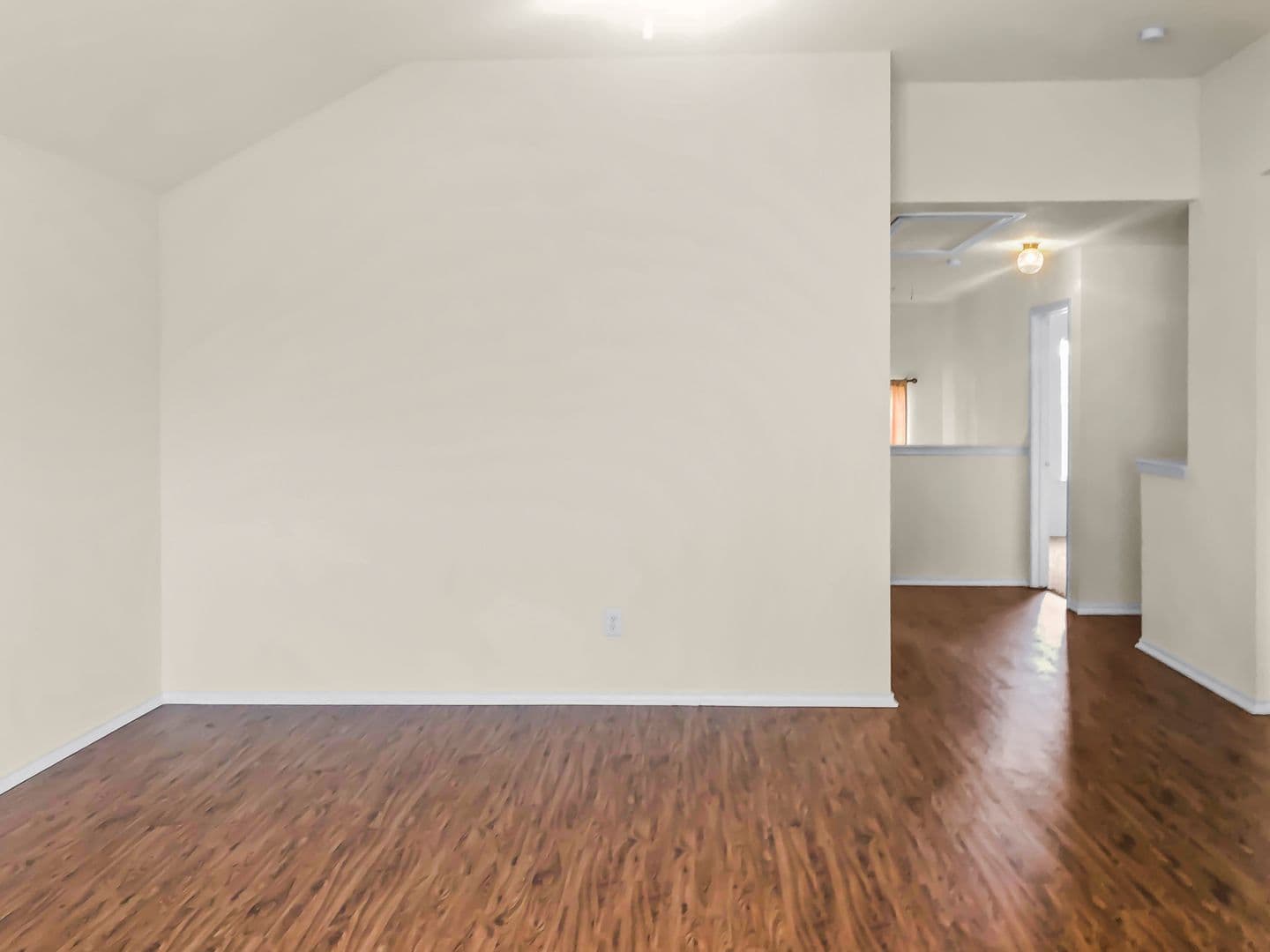 Fort Worth House: 1412 Pheasant Run Trail