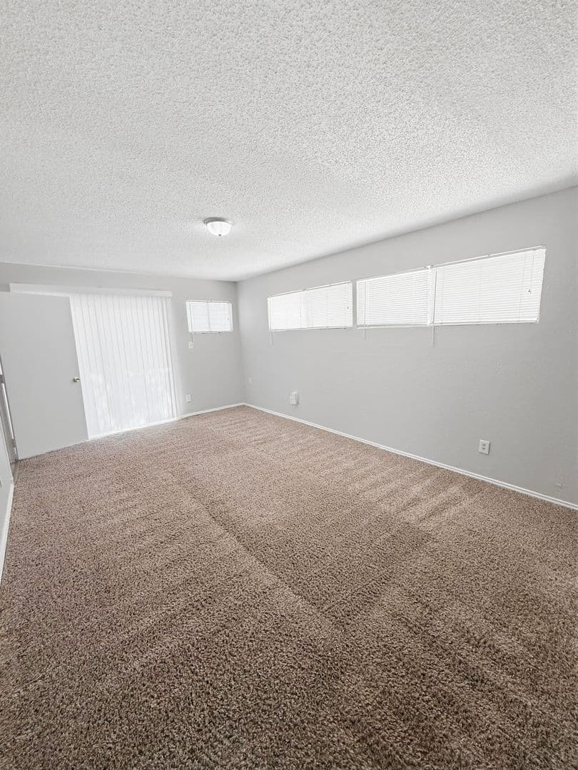 Fort Worth House: 3520 Western Ave