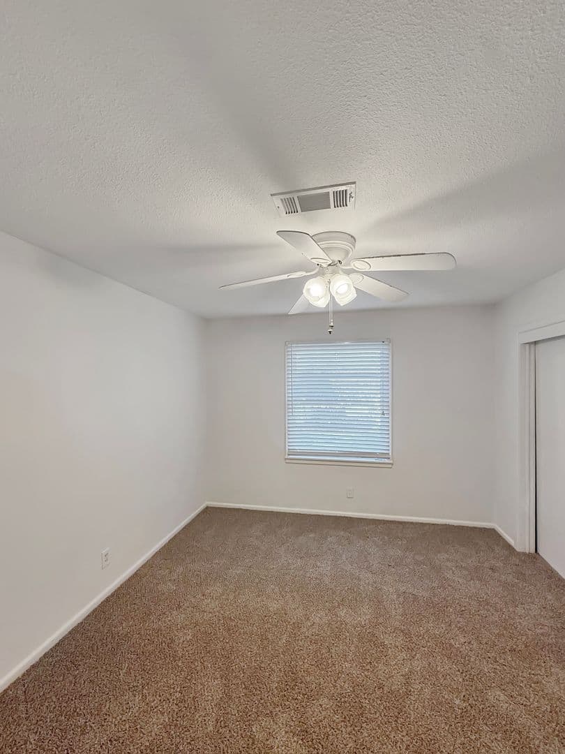 Fort Worth House: 8016 Wyatt Dr