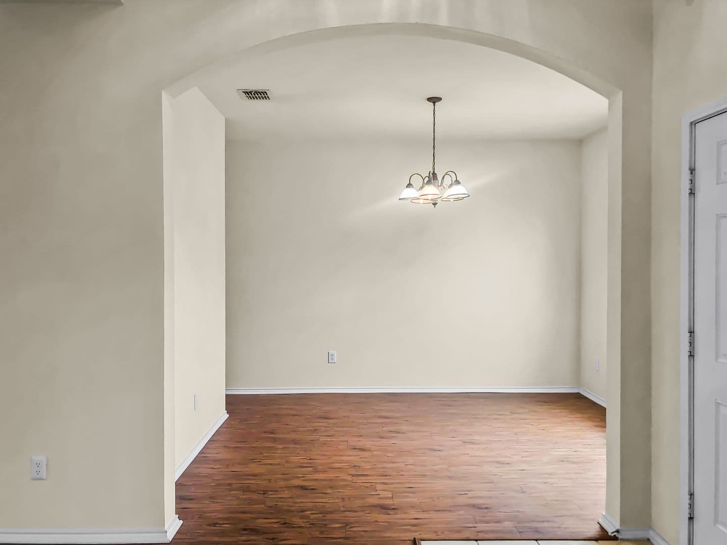 Fort Worth House: 1412 Pheasant Run Trail