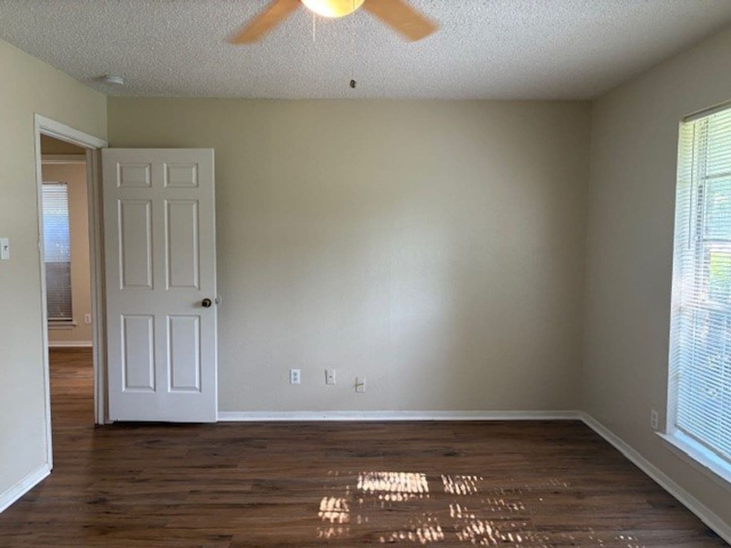 Arlington Multiplex: 715-A Oakwood Lane