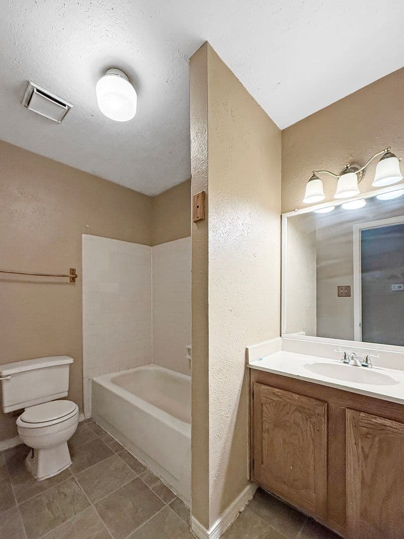 Ft. Worth House: 3304 Forest Creek Dr.