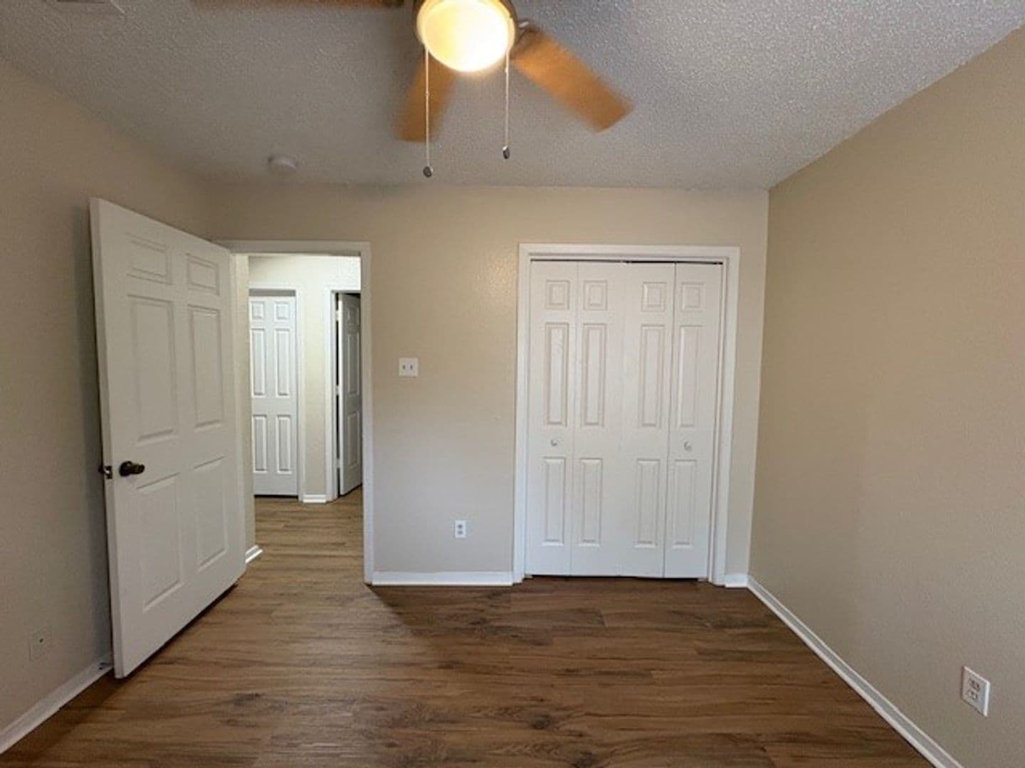 Arlington Multiplex: 715-A Oakwood Lane