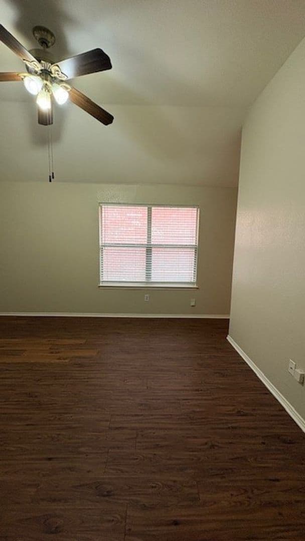 Arlington House: 6602 Sandgate Dr