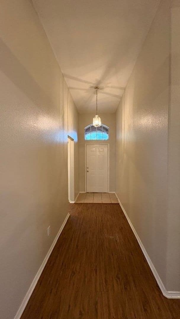 Arlington House: 6602 Sandgate Dr