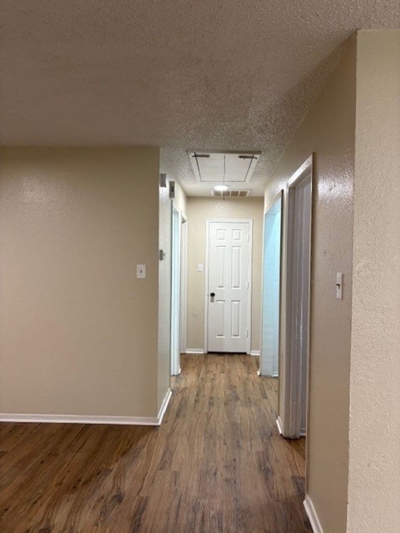 Arlington Multiplex: 715-A Oakwood Lane