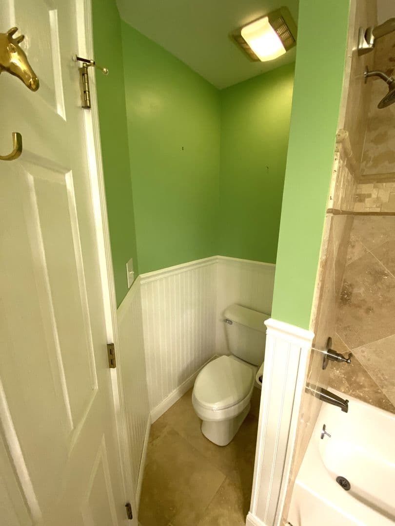 Lexington House: 4224 Evergreen Drive