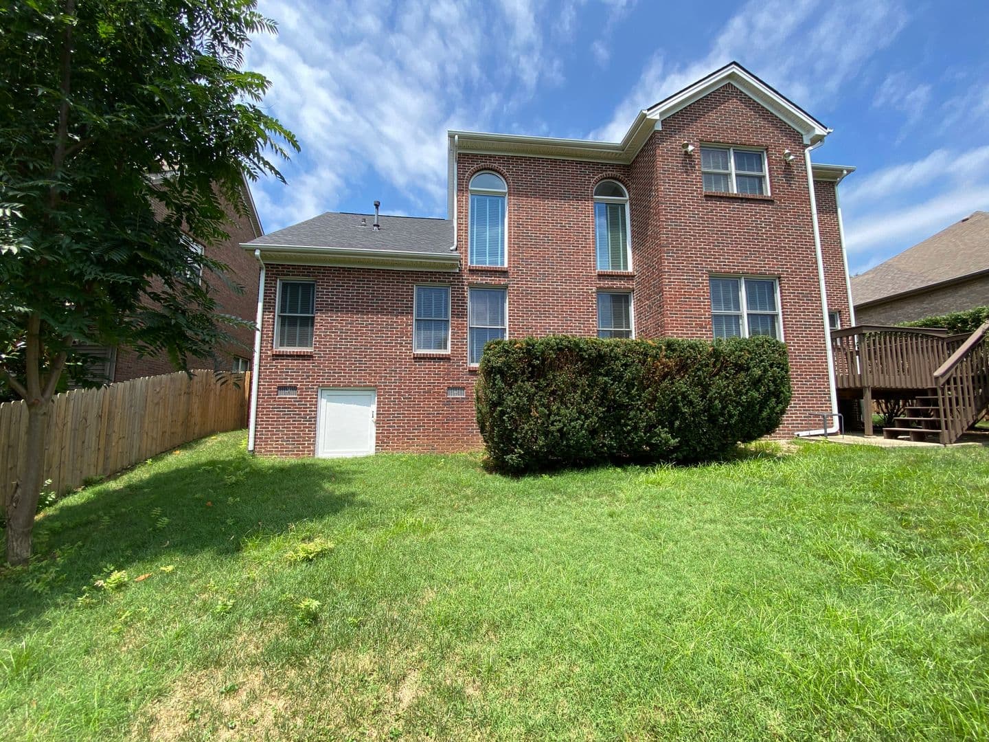 Lexington House: 4224 Evergreen Drive