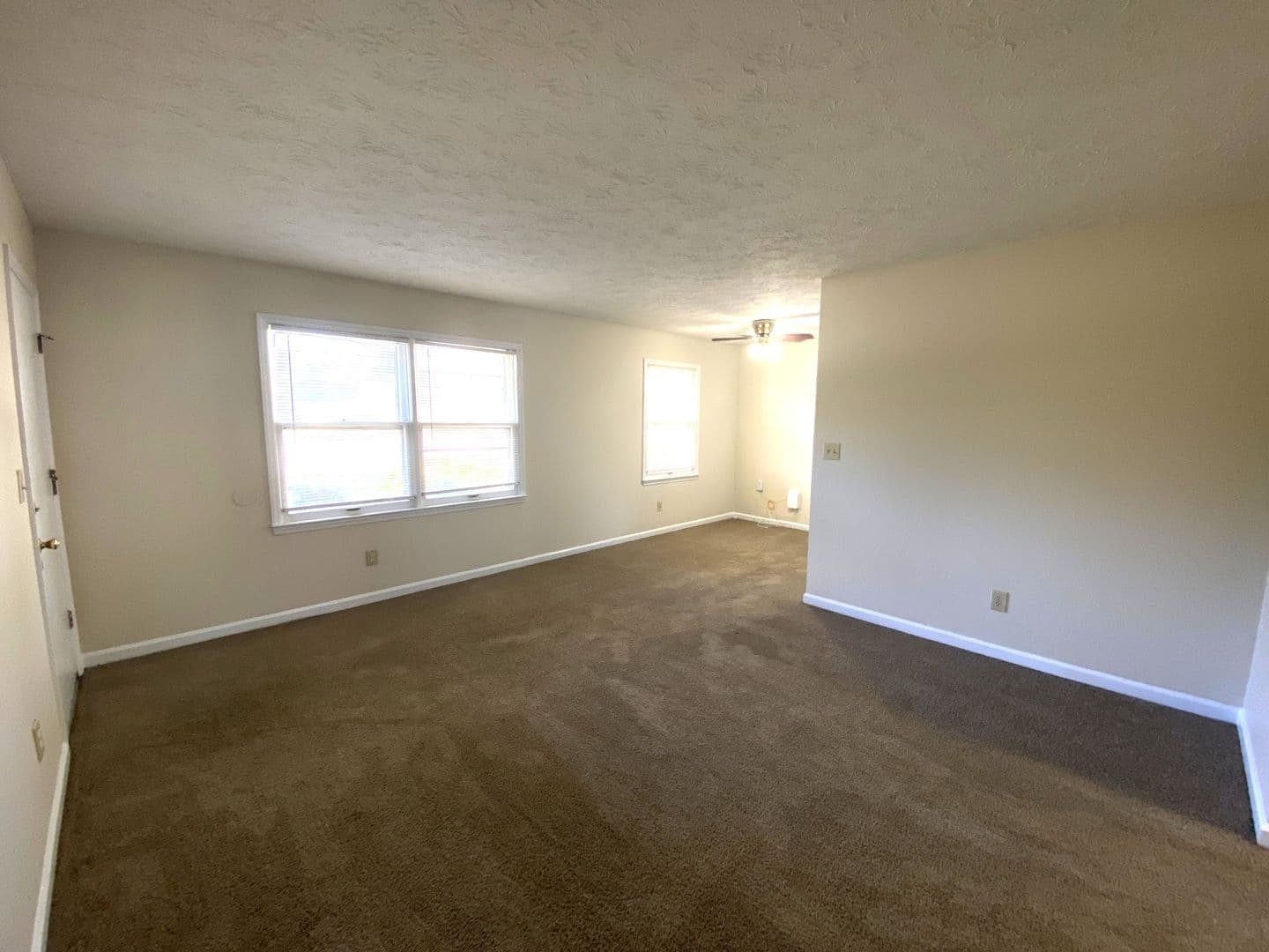 Lexington House: 3712 Camelot Drive #2