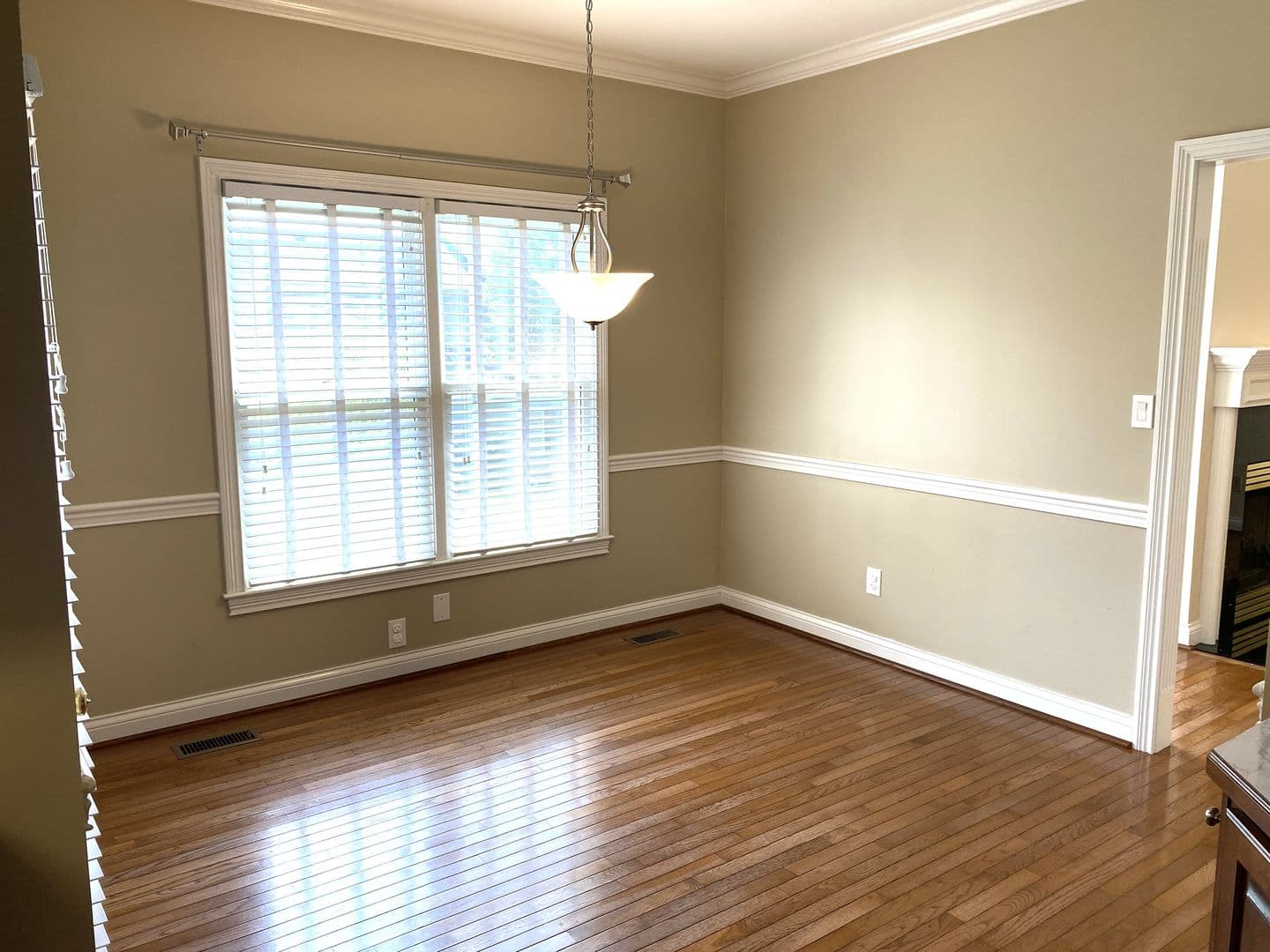 Lexington House: 4224 Evergreen Drive