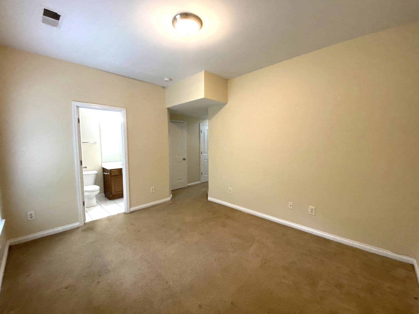 Lexington House: 1145 Appian Crossing Way