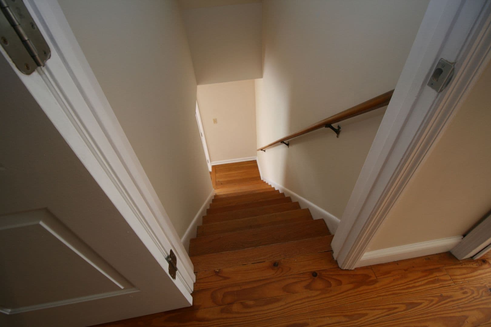Lexington House: 402 Greenlawn Court