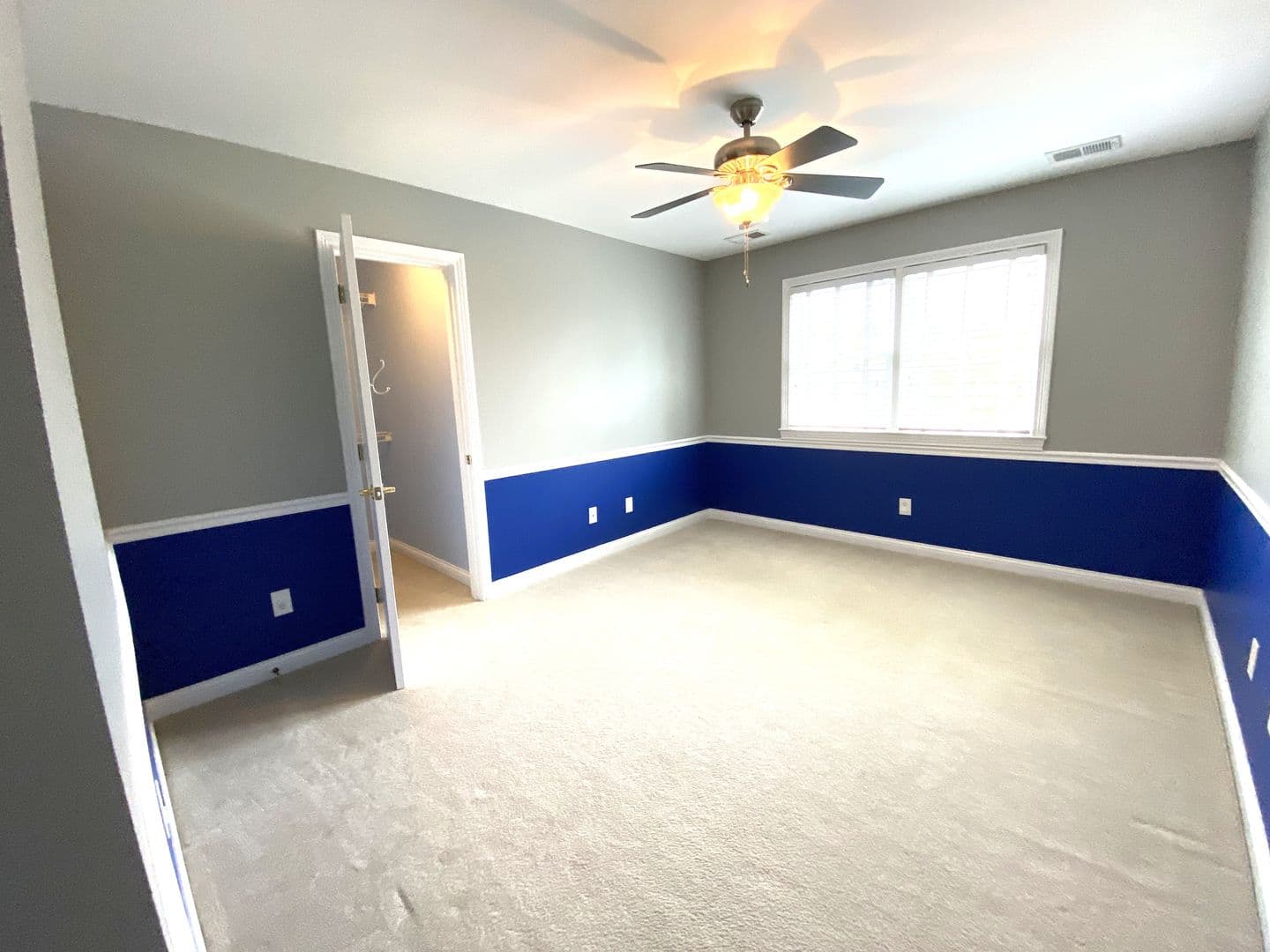 Lexington House: 4224 Evergreen Drive