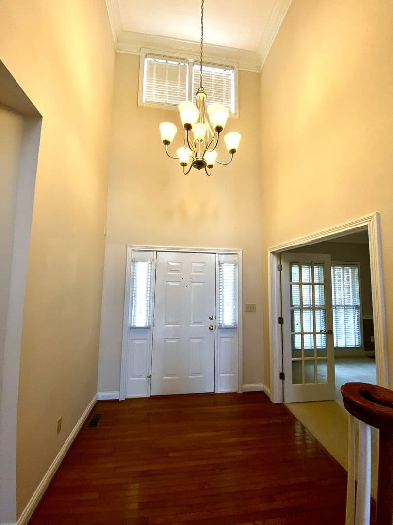 Lexington House: 4224 Evergreen Drive